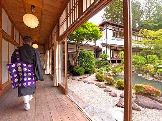 Mitsugonin Temple
