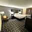 La Quinta Inn & Suites by Wyndham Indianapolis Airport Lynhurst