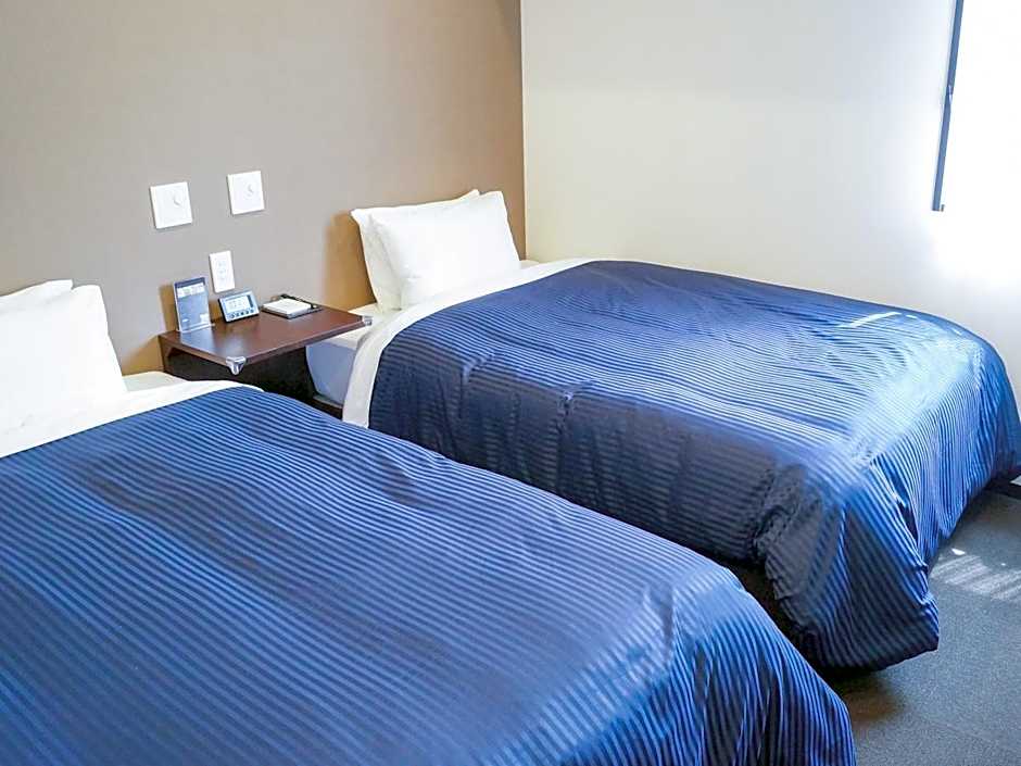 Hotel Livemax Saitama Asaka Ekimae