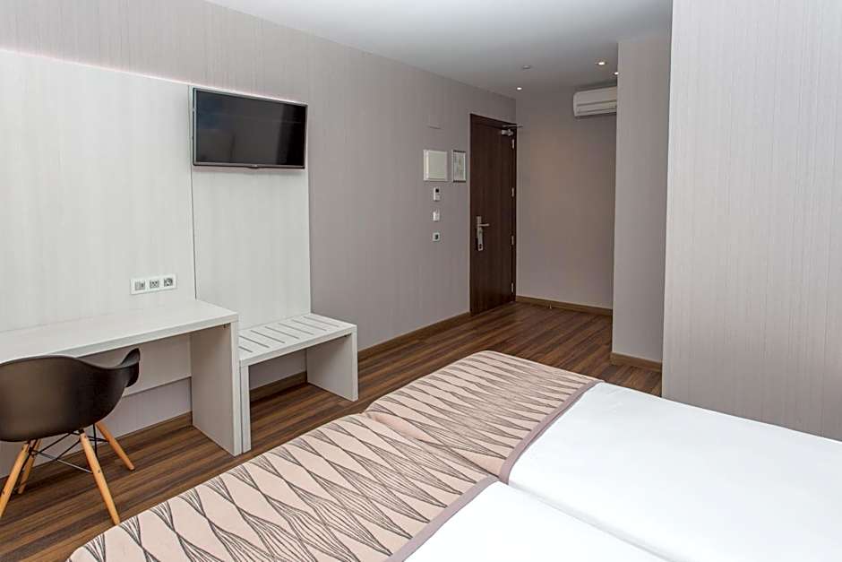 Hostal Operaramblas