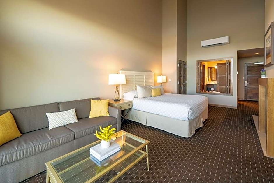 The Lodge at Columbia Point