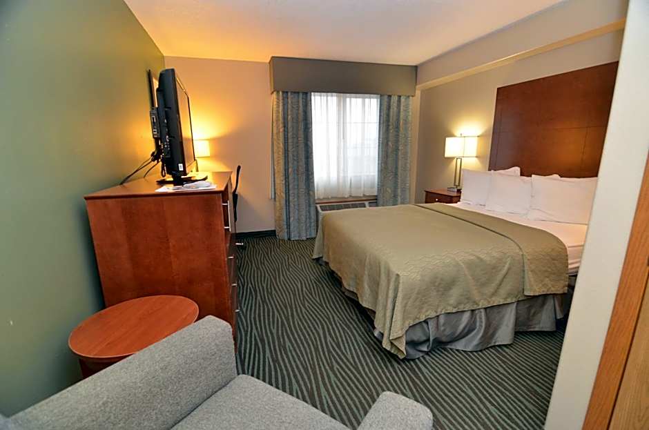 AmericInn by Wyndham Des Moines Airport