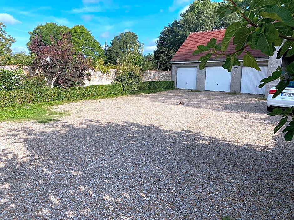 SUITE FAMILIALE DU BOURGEAU