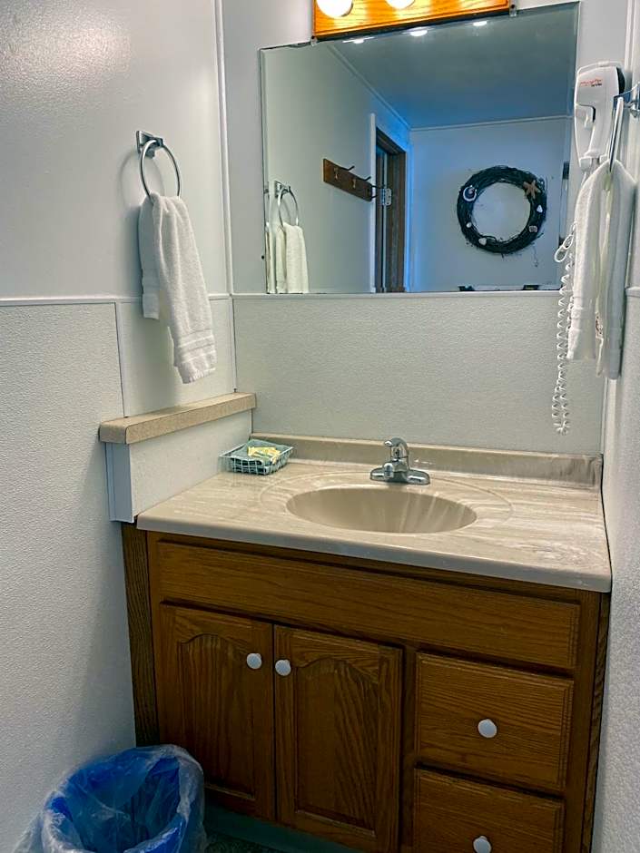 Oceanside Ocean Front Cabins