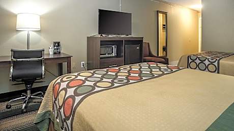 Queen Room with Two Queen Beds - Non-Smoking