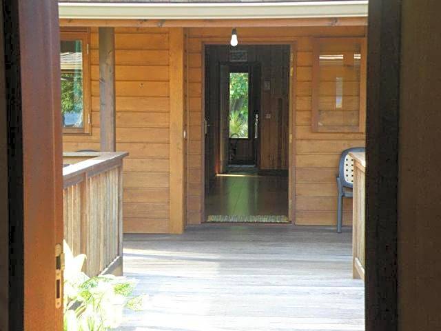 Vaianae Lodge