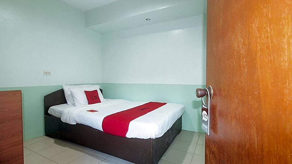 RedDoorz at Maanyag Pension House Mandaue