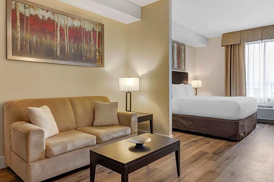 Comfort Hotel Bayer's Lake