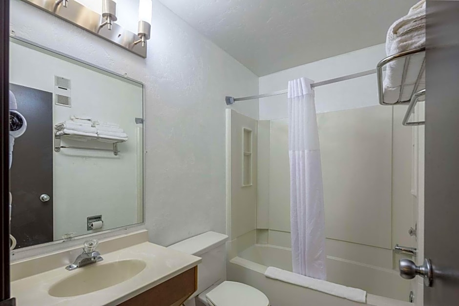Quality Inn Moses Lake