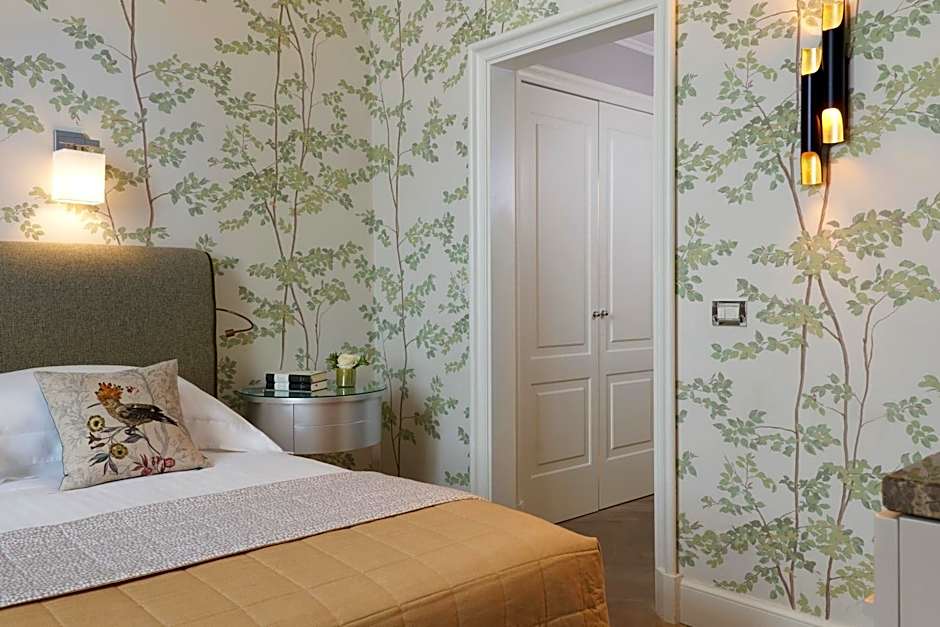 Hotel Savoy