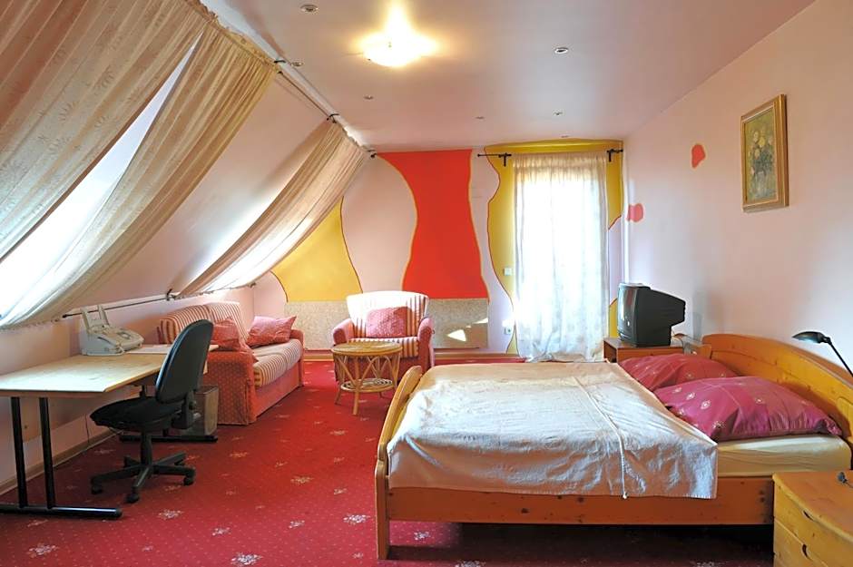 Gostilna in Prenočišča Brančurnik