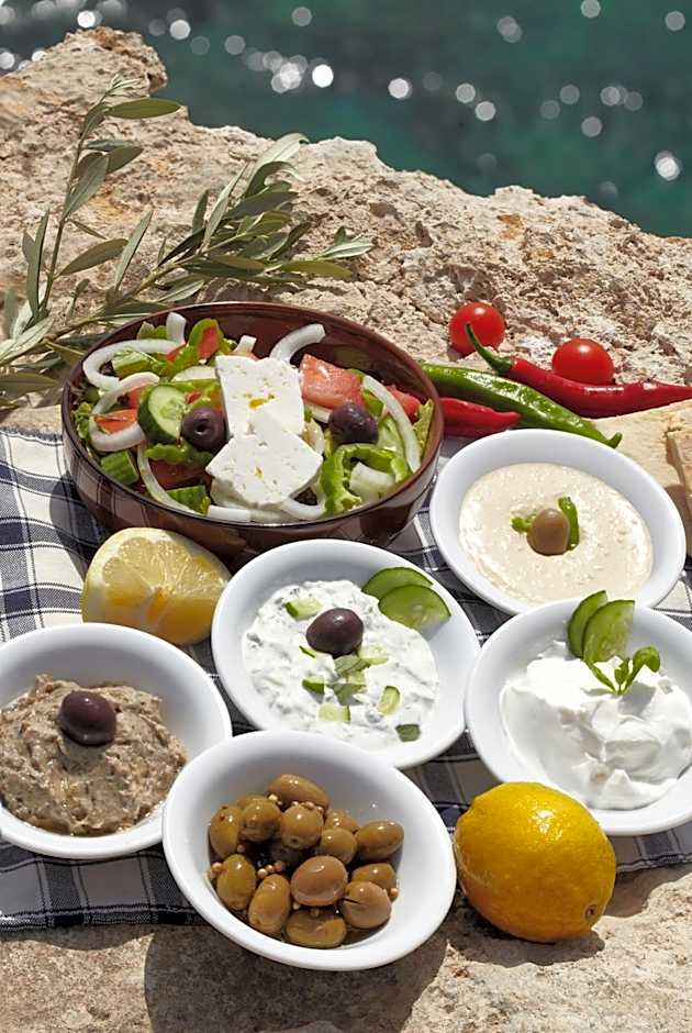 Melpo Antia Hotel & Suites