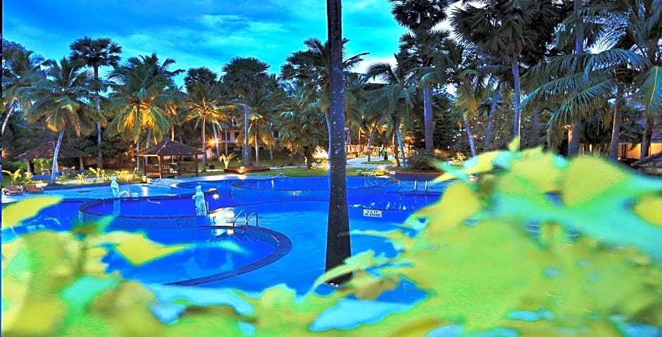Estuary Sarovar Premiere Poovar Island