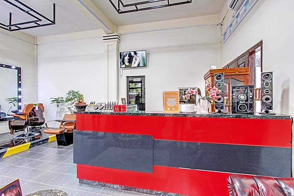 OYO Life 92184 Mr Brown Homestay