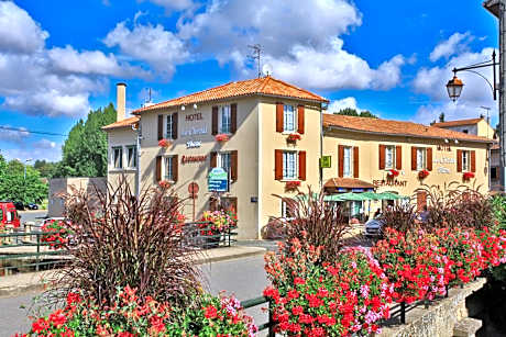 Logis Le Cheval Blanc et Le Clovis