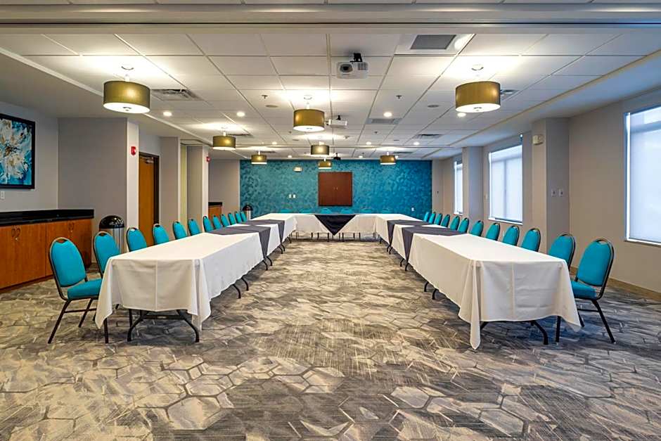 Wingate by Wyndham Chihuahua