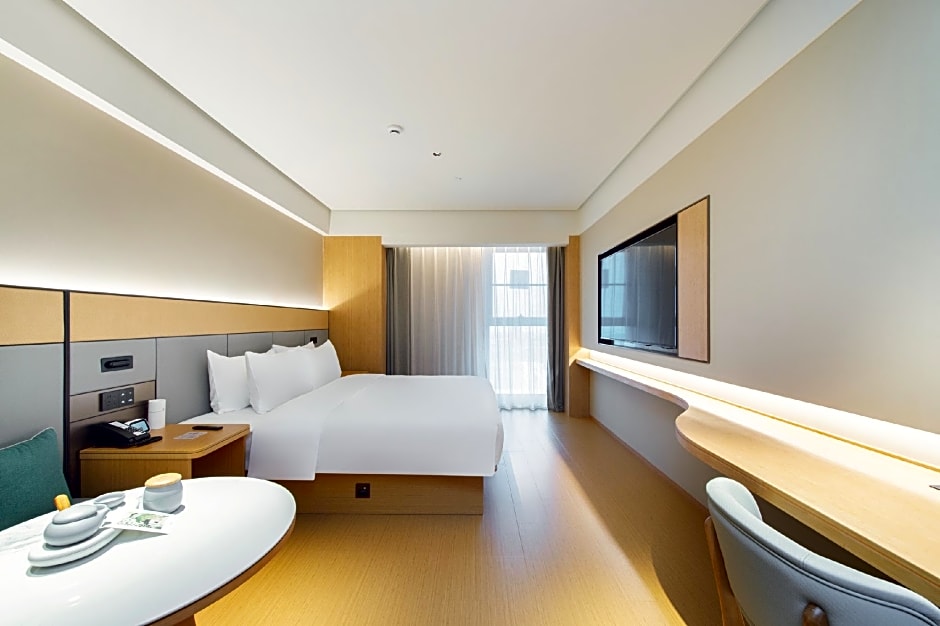 JI Hotel Xiangyang Dongjin Minfa Century Plaza