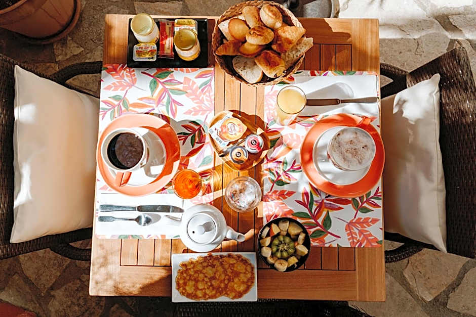 Hôtel Le Petit Castel