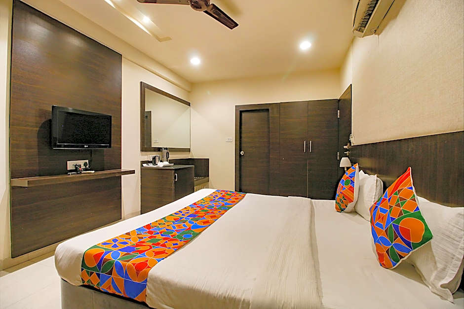 FabHotel Kamla Regency