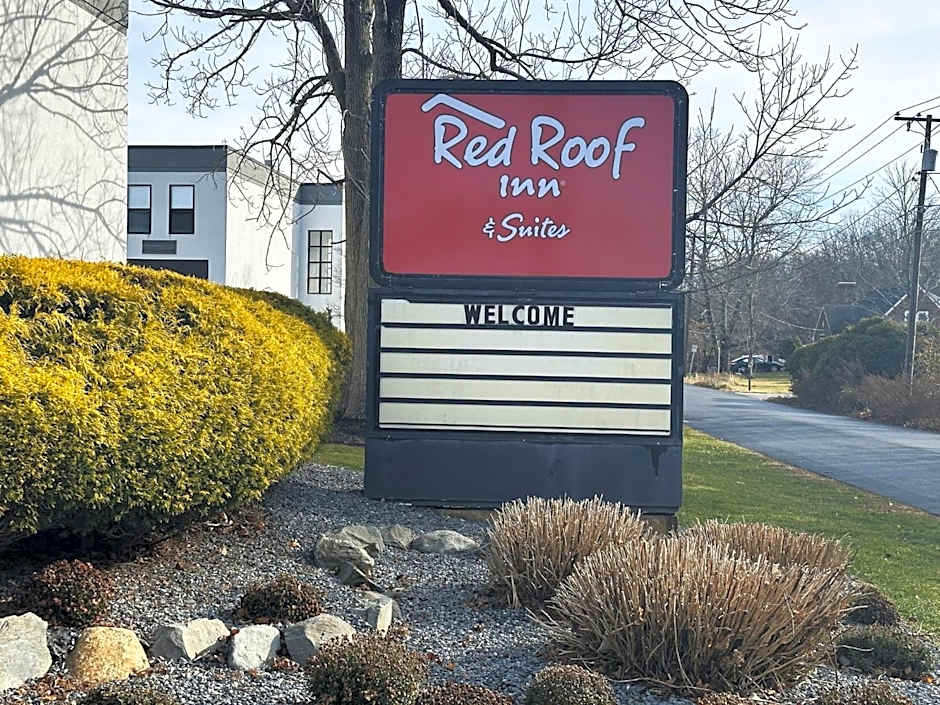 Red Roof Inn & Suites Middleborough