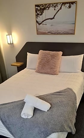 Queen Room with Balcony