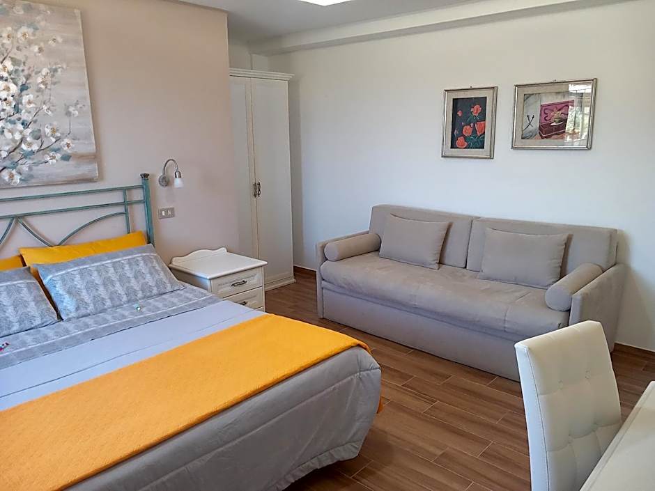 Photo 1 of 13 of 1 Double Bed or 2 Beds