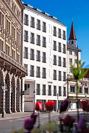 Louis Hotel