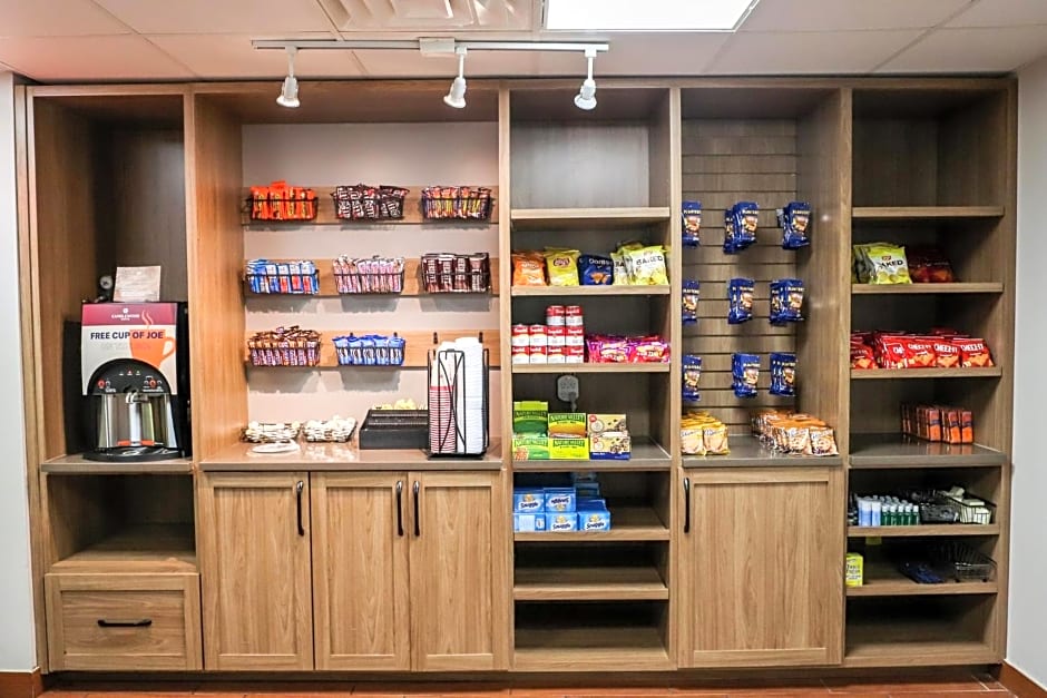Candlewood Suites Richmond Airport Hotel By IHG