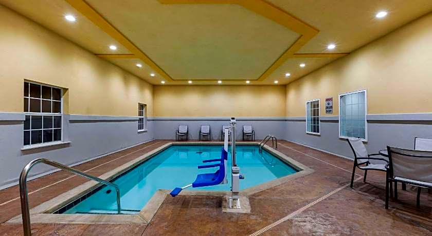 Comfort Inn & Suites