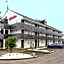 greet Hotel Chatellerault