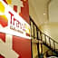 Travelbee Capitol Inn