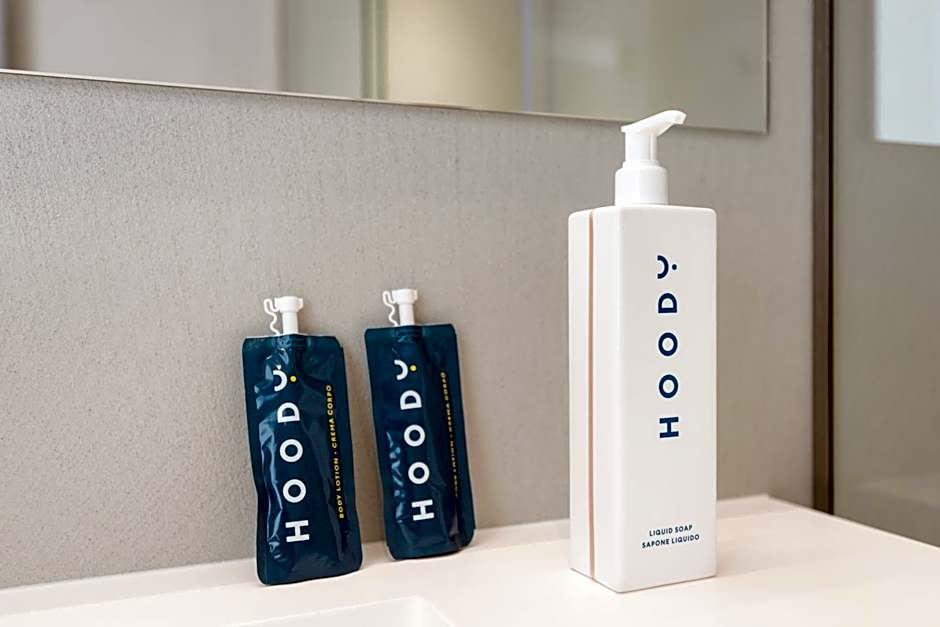 HOODY ACTIVE & HAPPINESS HOTEL