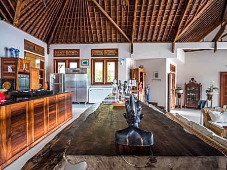 Jennys Place Ceningan