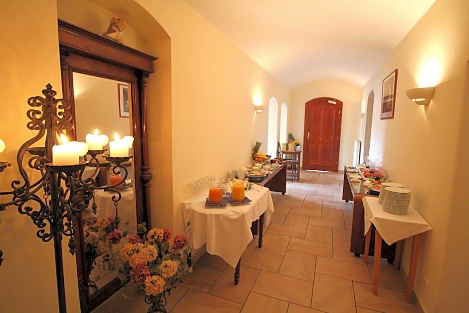 Hotel-Appartement-Villa Ulenburg