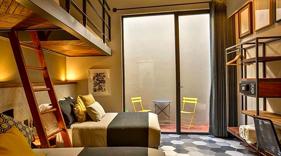 Hotel Criol