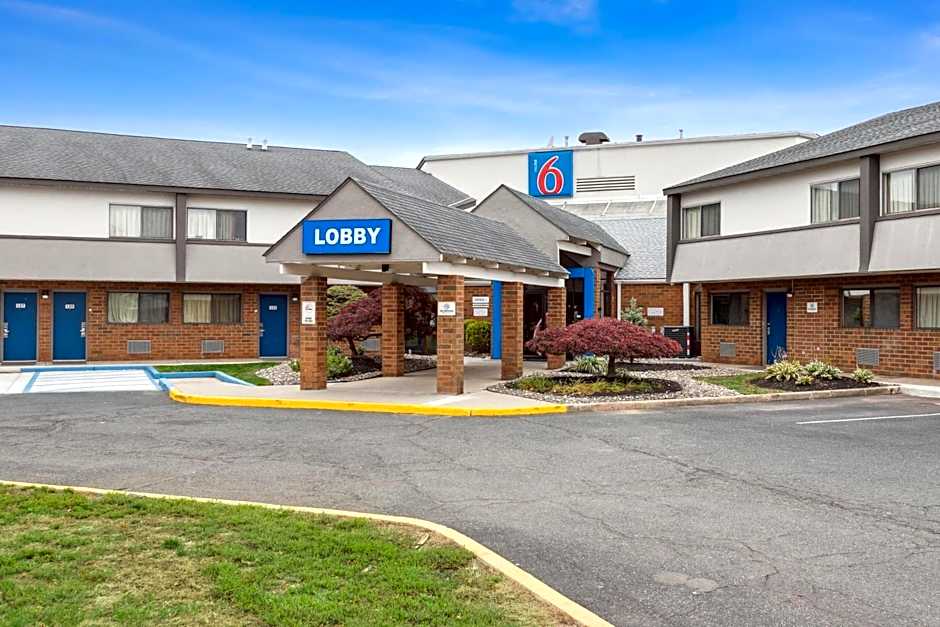Motel 6 Piscataway
