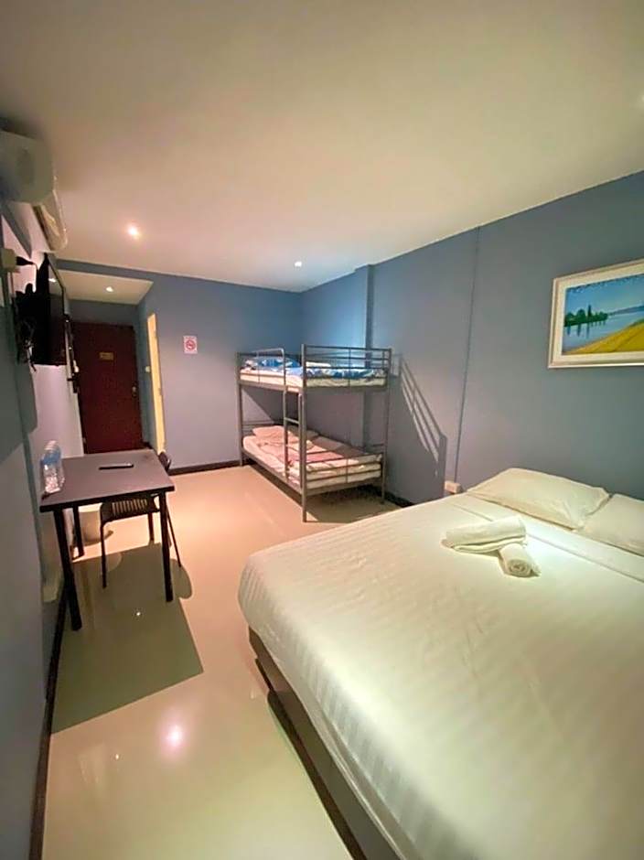 The Little Pig Sukhumvit