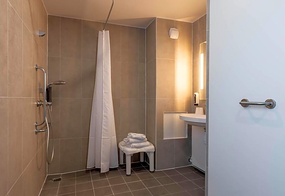 B&B HOTEL Amiens Centre Cathédrale
