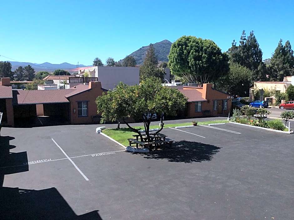 Los Padres Inn