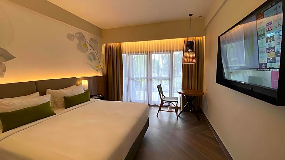 Grand Zuri Duri Hotel