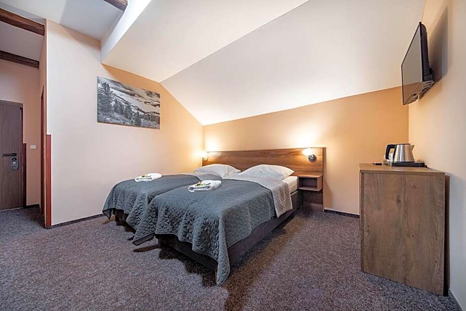 LAGUNA Hotel & Restaurant