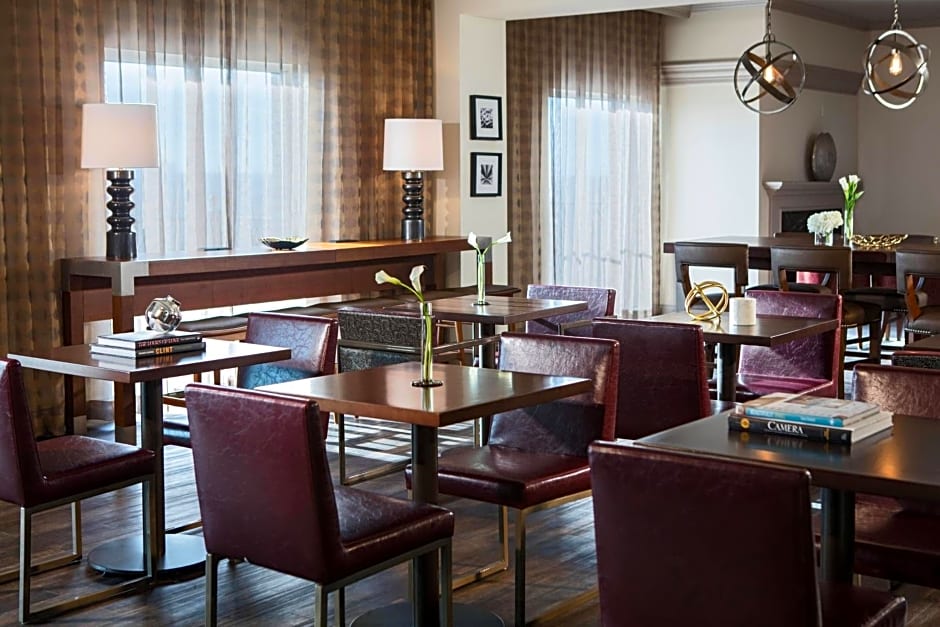 Renaissance Waterford Oklahoma City Hotel