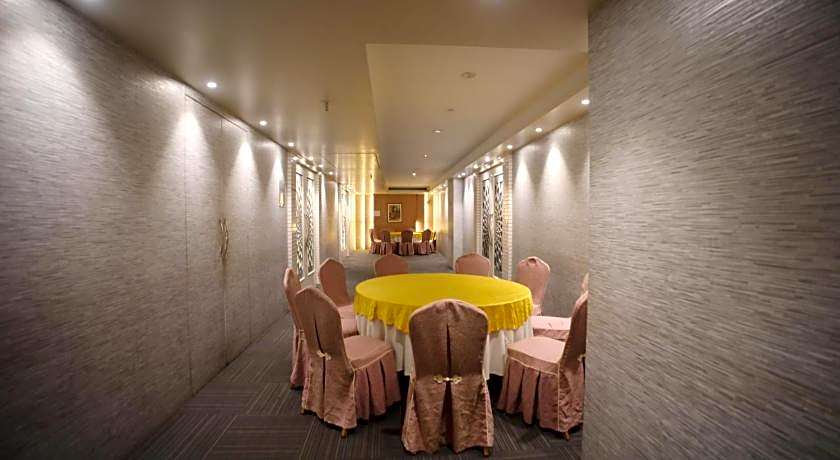 The Byke Suraj Plaza Veg Hotel, Thane