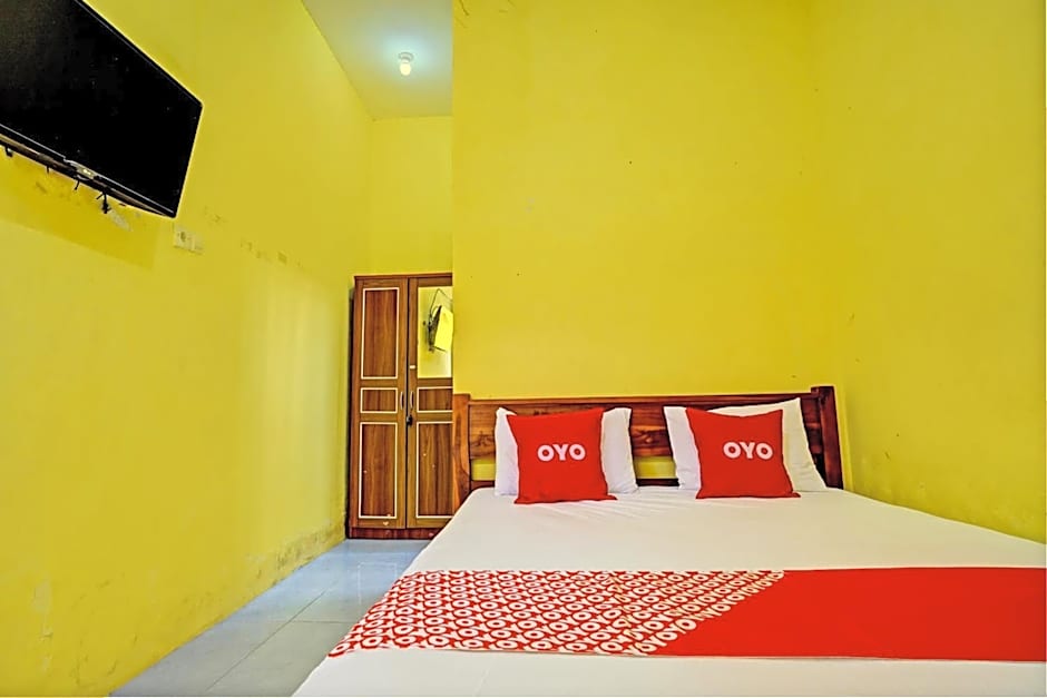 OYO Life 93036 Eddy Homestay Syariah