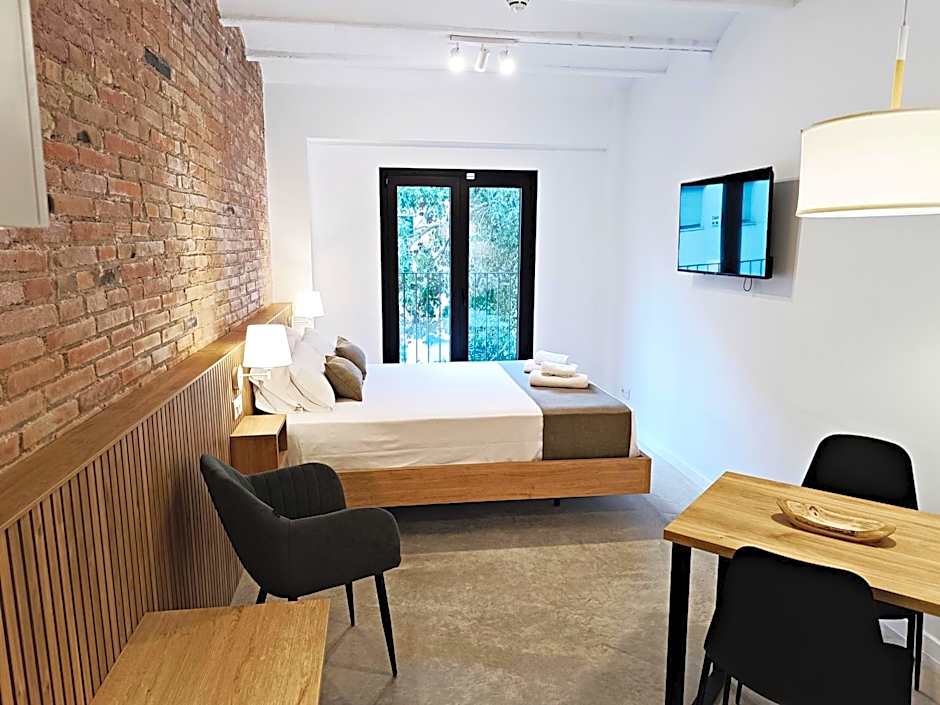 ARIQUS Fira Apartments