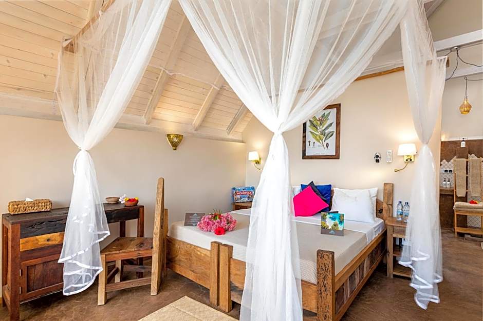 Clove Island Villas & Spa