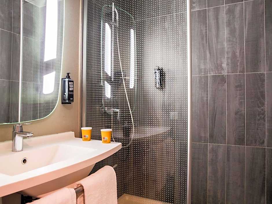 Ibis Paris Bercy Village 12Eme