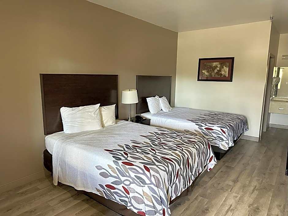 Red Roof Inn & Suites Lake Orion/Auburn Hills