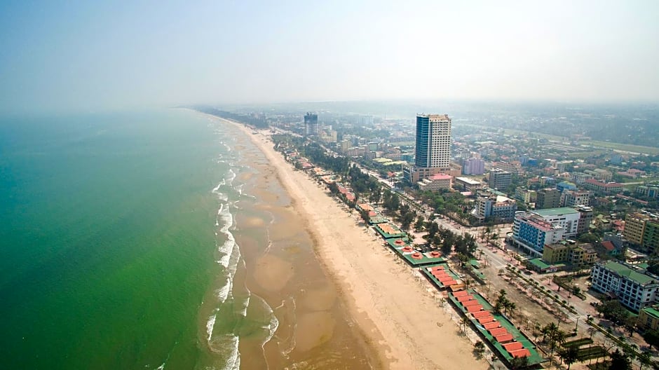 Muong Thanh Grand Cua Lo Hotel