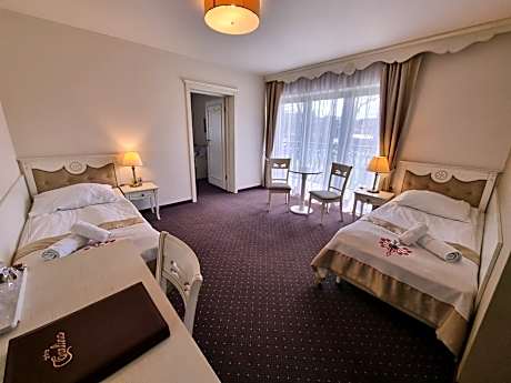 Suite (4 Adults)